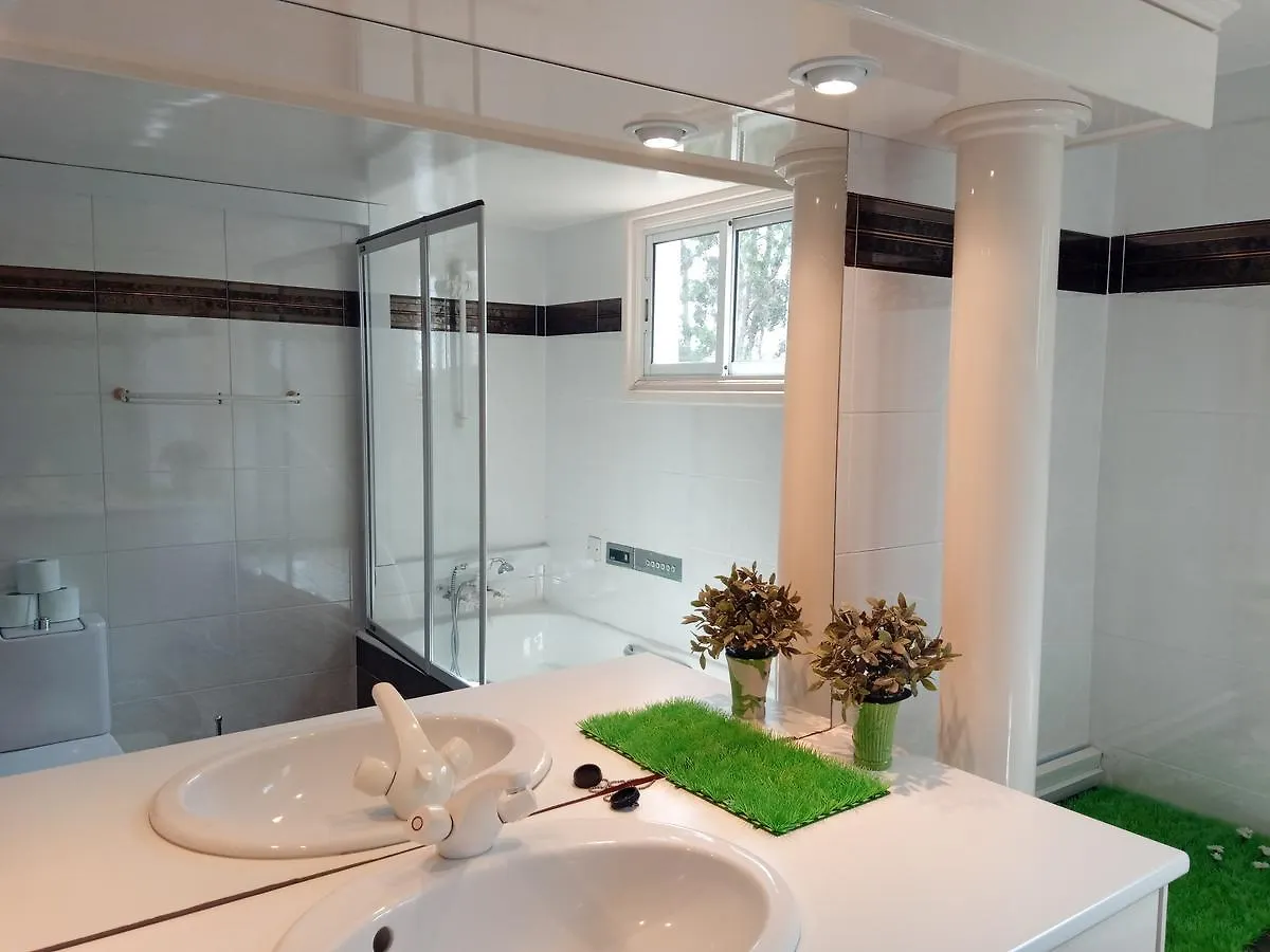 Luxury Villa Presidential Larnaca 0*,  Chipre